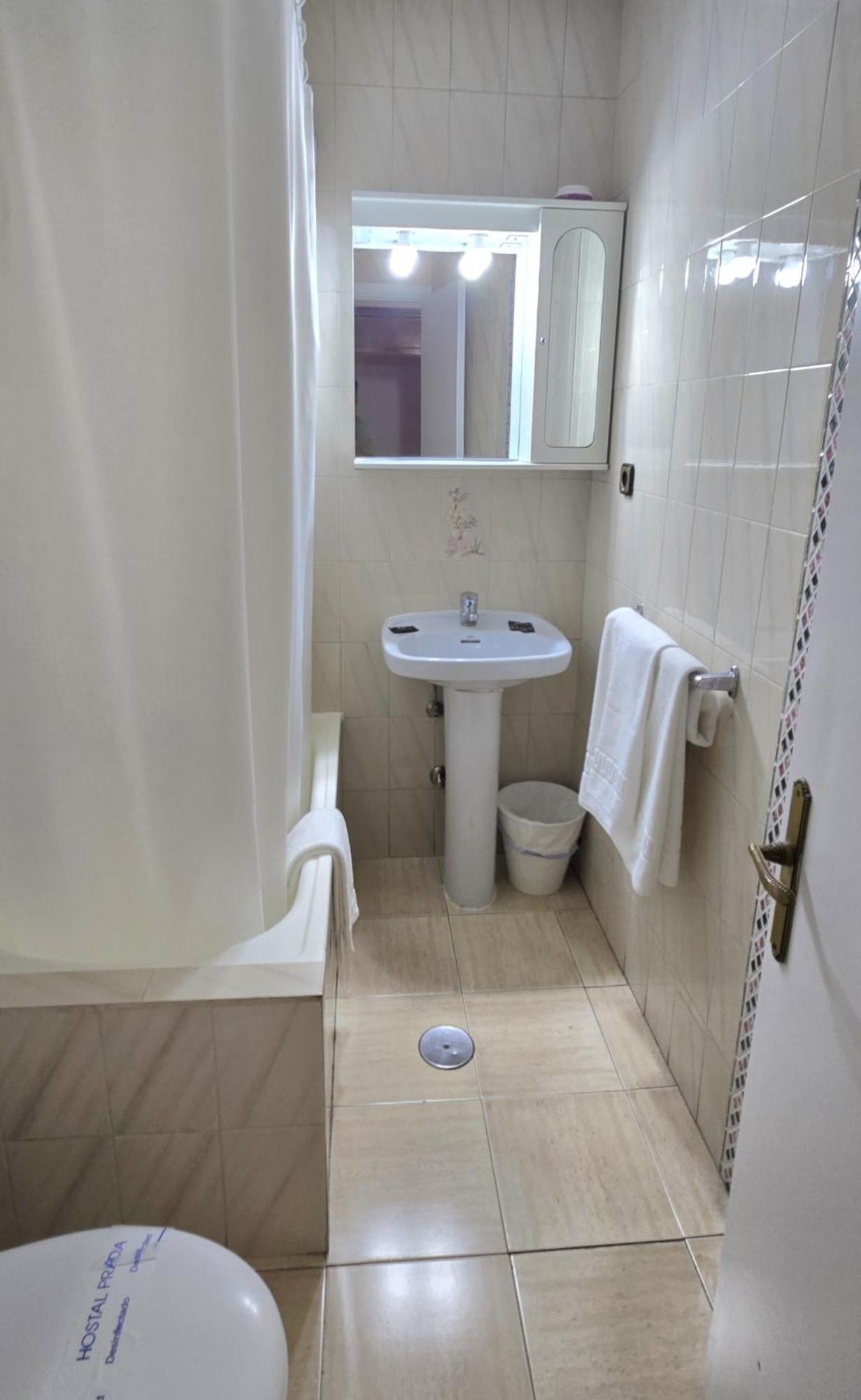 Hostal Prada Мадрид Екстер'єр фото